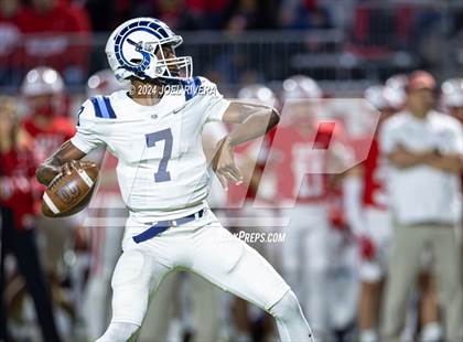 Thumbnail 1 in Alief Elsik vs. Katy (UIL Football 6A D1 Region III Bi-District Playoff) photogallery.