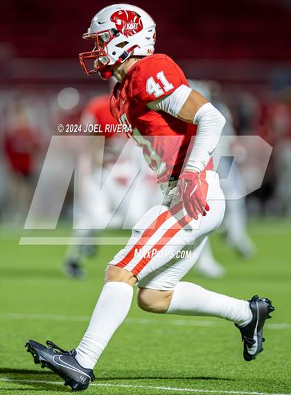 Thumbnail 2 in Alief Elsik vs. Katy (UIL Football 6A D1 Region III Bi-District Playoff) photogallery.
