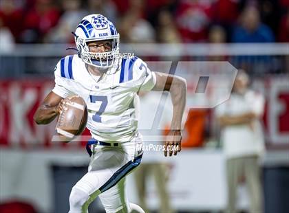 Thumbnail 3 in Alief Elsik vs. Katy (UIL Football 6A D1 Region III Bi-District Playoff) photogallery.