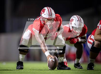 Thumbnail 1 in Alief Elsik vs. Katy (UIL Football 6A D1 Region III Bi-District Playoff) photogallery.
