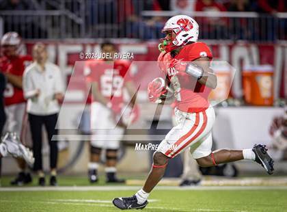 Thumbnail 2 in Alief Elsik vs. Katy (UIL Football 6A D1 Region III Bi-District Playoff) photogallery.