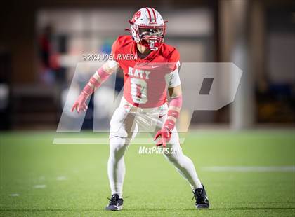 Thumbnail 2 in Alief Elsik vs. Katy (UIL Football 6A D1 Region III Bi-District Playoff) photogallery.
