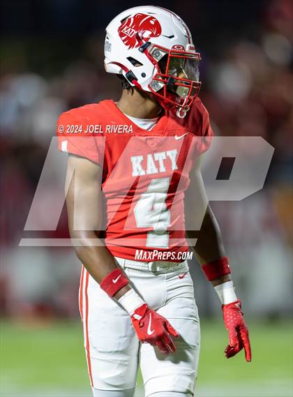 Thumbnail 3 in Alief Elsik vs. Katy (UIL Football 6A D1 Region III Bi-District Playoff) photogallery.