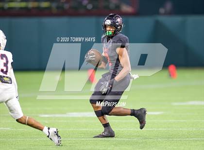 Thumbnail 3 in Allen vs. Trinity (UIL 6A Division 1 Region Playoff) photogallery.