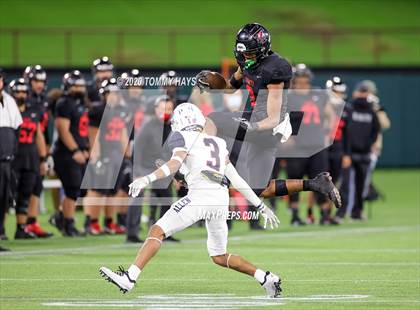 Thumbnail 3 in Allen vs. Trinity (UIL 6A Division 1 Region Playoff) photogallery.