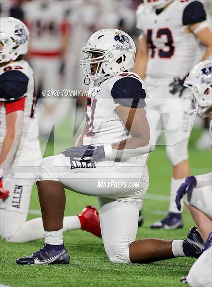 Thumbnail 3 in Allen vs. Trinity (UIL 6A Division 1 Region Playoff) photogallery.
