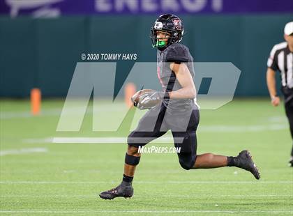 Thumbnail 2 in Allen vs. Trinity (UIL 6A Division 1 Region Playoff) photogallery.