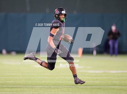 Thumbnail 2 in Allen vs. Trinity (UIL 6A Division 1 Region Playoff) photogallery.