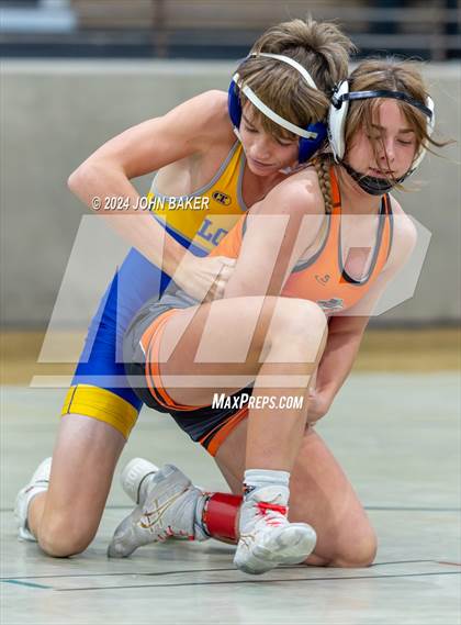 Thumbnail 2 in Earl Wilken's Tournament photogallery.