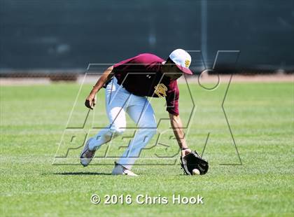 Thumbnail 3 in Sunnyside vs. Salpointe Catholic (Lancer Baseball Classic) photogallery.