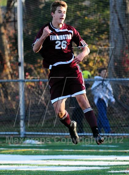Thumbnail 1 in Farmington vs. Avon (CIAC Class L Final) photogallery.