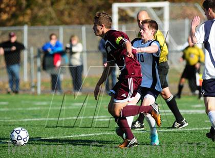 Thumbnail 1 in Farmington vs. Avon (CIAC Class L Final) photogallery.