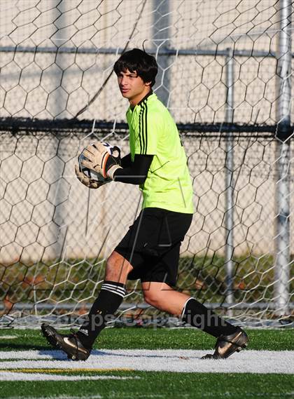 Thumbnail 1 in Farmington vs. Avon (CIAC Class L Final) photogallery.