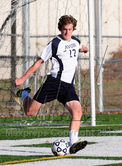 Thumbnail 3 in Farmington vs. Avon (CIAC Class L Final) photogallery.