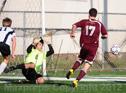 Thumbnail 2 in Farmington vs. Avon (CIAC Class L Final) photogallery.