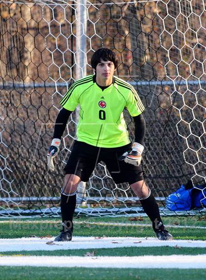 Thumbnail 2 in Farmington vs. Avon (CIAC Class L Final) photogallery.