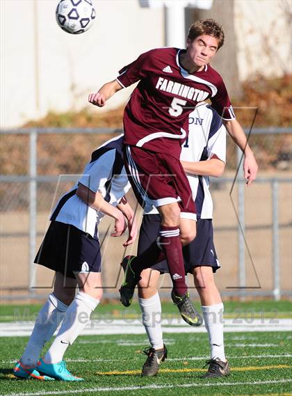 Thumbnail 3 in Farmington vs. Avon (CIAC Class L Final) photogallery.