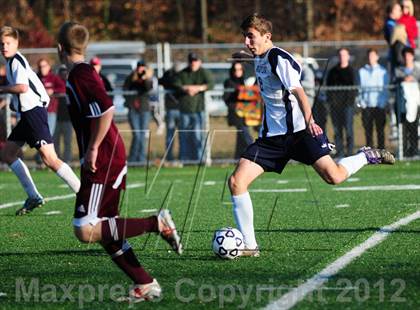 Thumbnail 1 in Farmington vs. Avon (CIAC Class L Final) photogallery.