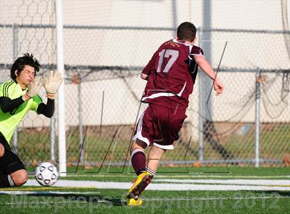 Thumbnail 1 in Farmington vs. Avon (CIAC Class L Final) photogallery.
