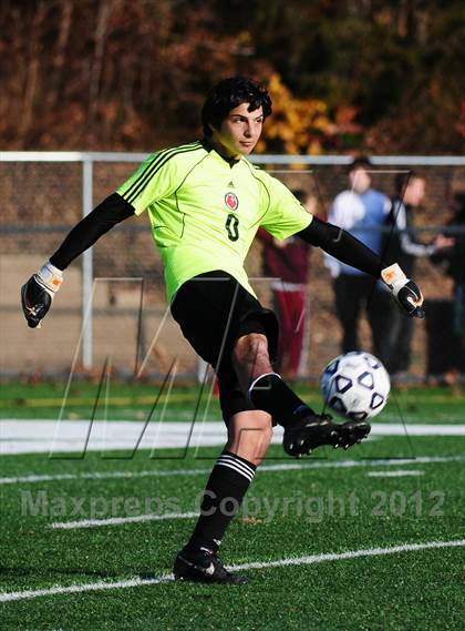 Thumbnail 2 in Farmington vs. Avon (CIAC Class L Final) photogallery.