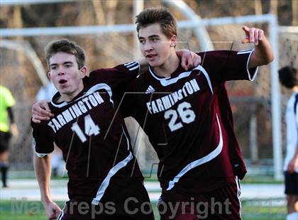 Thumbnail 3 in Farmington vs. Avon (CIAC Class L Final) photogallery.
