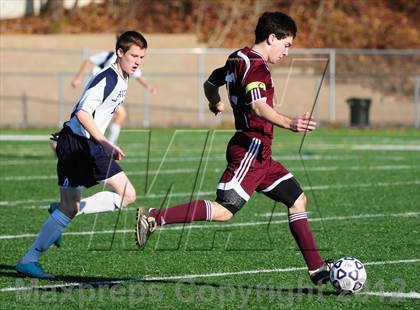 Thumbnail 3 in Farmington vs. Avon (CIAC Class L Final) photogallery.