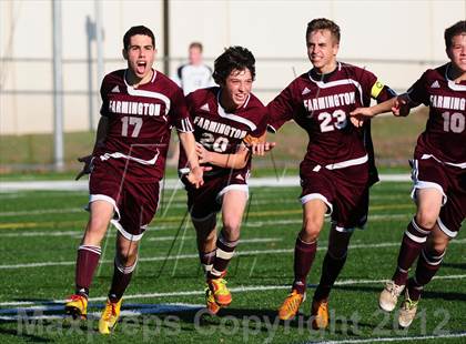 Thumbnail 2 in Farmington vs. Avon (CIAC Class L Final) photogallery.