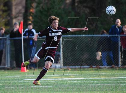 Thumbnail 2 in Farmington vs. Avon (CIAC Class L Final) photogallery.