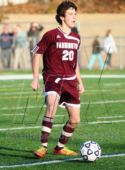 Thumbnail 1 in Farmington vs. Avon (CIAC Class L Final) photogallery.