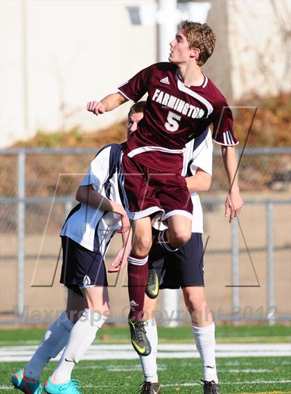 Thumbnail 1 in Farmington vs. Avon (CIAC Class L Final) photogallery.