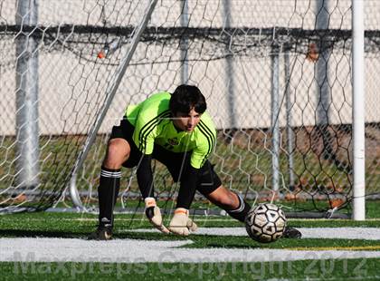 Thumbnail 1 in Farmington vs. Avon (CIAC Class L Final) photogallery.