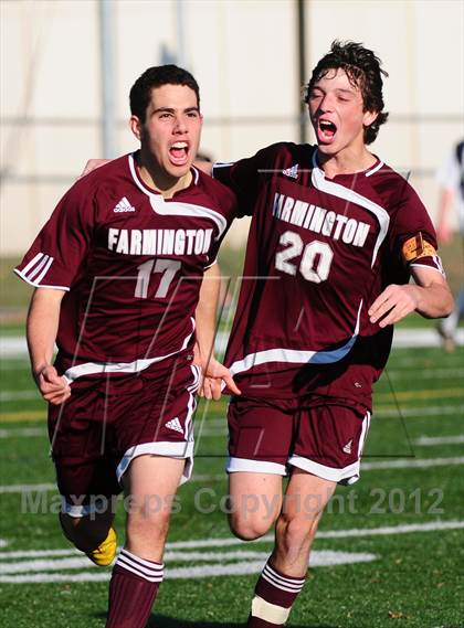 Thumbnail 3 in Farmington vs. Avon (CIAC Class L Final) photogallery.