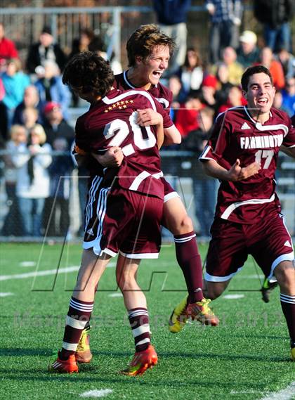 Thumbnail 2 in Farmington vs. Avon (CIAC Class L Final) photogallery.