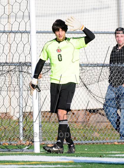 Thumbnail 3 in Farmington vs. Avon (CIAC Class L Final) photogallery.
