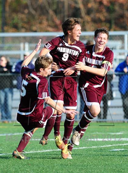 Thumbnail 1 in Farmington vs. Avon (CIAC Class L Final) photogallery.