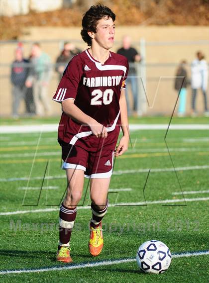 Thumbnail 3 in Farmington vs. Avon (CIAC Class L Final) photogallery.
