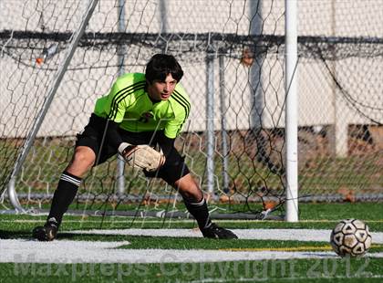 Thumbnail 3 in Farmington vs. Avon (CIAC Class L Final) photogallery.