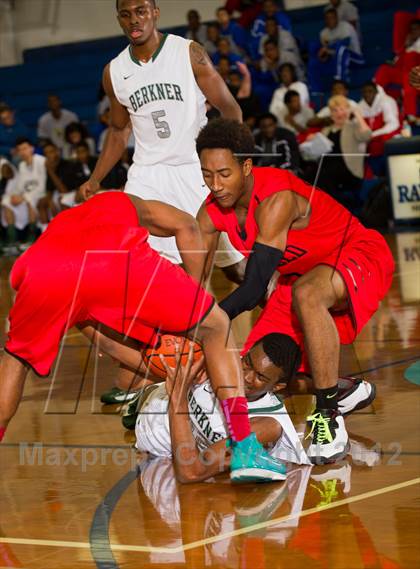 Thumbnail 3 in Berkner [L. V.] vs Spring Westfield (McDonalds's Texas Invitational) photogallery.