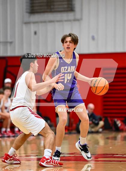 Thumbnail 1 in Ozark @ Dardanelle photogallery.