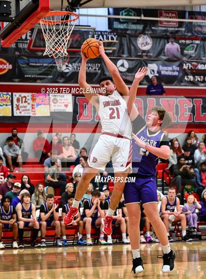 Thumbnail 1 in Ozark @ Dardanelle photogallery.