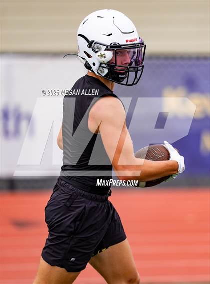 Thumbnail 3 in Bellbrook @ Waynesville 7 on 7 photogallery.