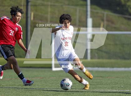 Thumbnail 3 in Palos Verdes vs. Banning photogallery.