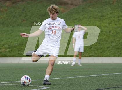 Thumbnail 1 in Palos Verdes vs. Banning photogallery.