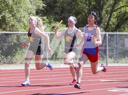 Thumbnail 3 in Sierra Foothill League Tri Meet photogallery.