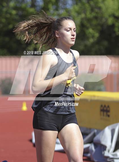 Thumbnail 1 in Sierra Foothill League Tri Meet photogallery.