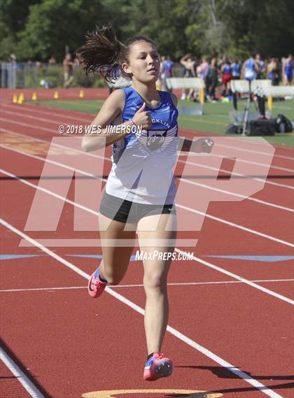 Thumbnail 3 in Sierra Foothill League Tri Meet photogallery.