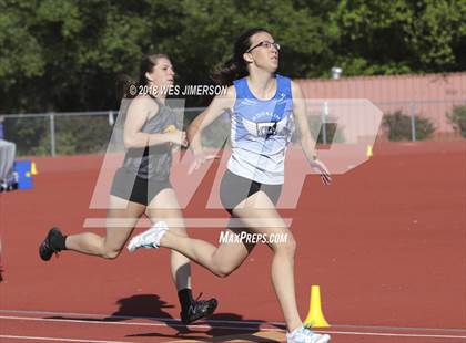 Thumbnail 1 in Sierra Foothill League Tri Meet photogallery.