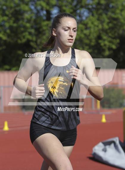 Thumbnail 3 in Sierra Foothill League Tri Meet photogallery.