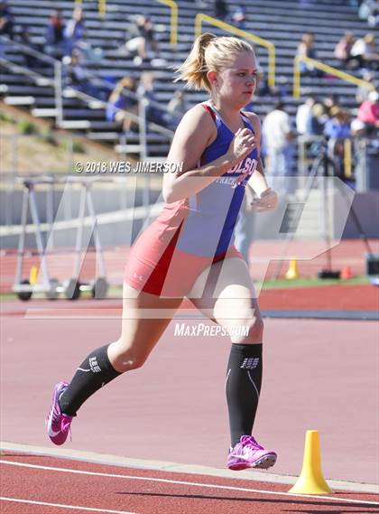 Thumbnail 1 in Sierra Foothill League Tri Meet photogallery.