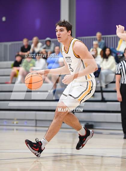 Thumbnail 1 in Crespi vs. Mission Bay (The Holiday Classic) photogallery.